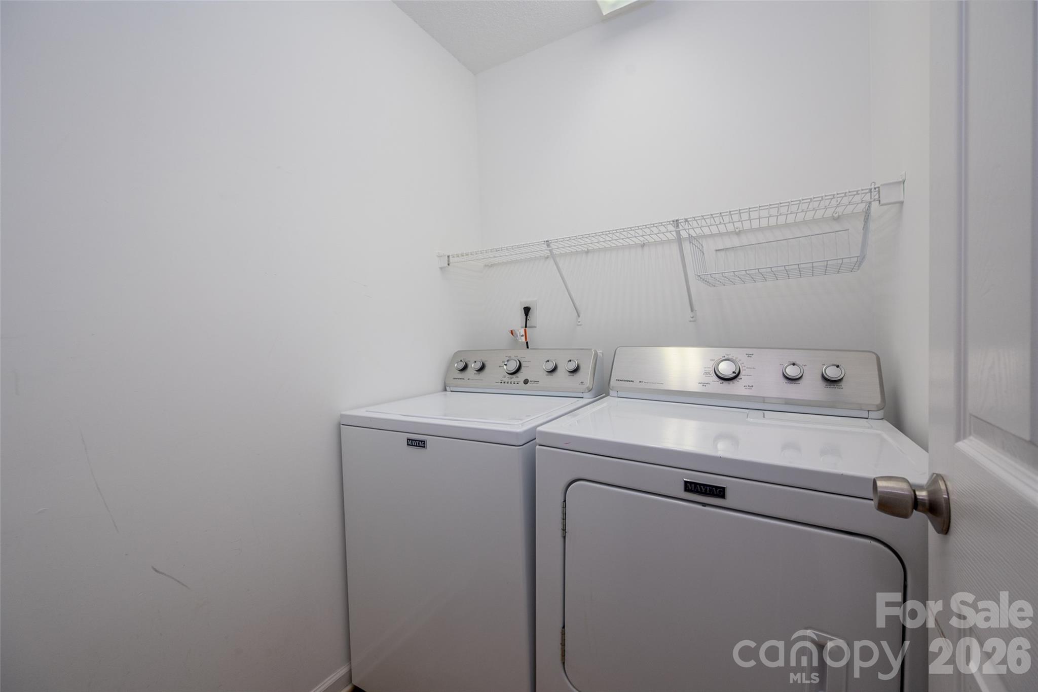 6934 Tanners Creek Drive — Huntersville