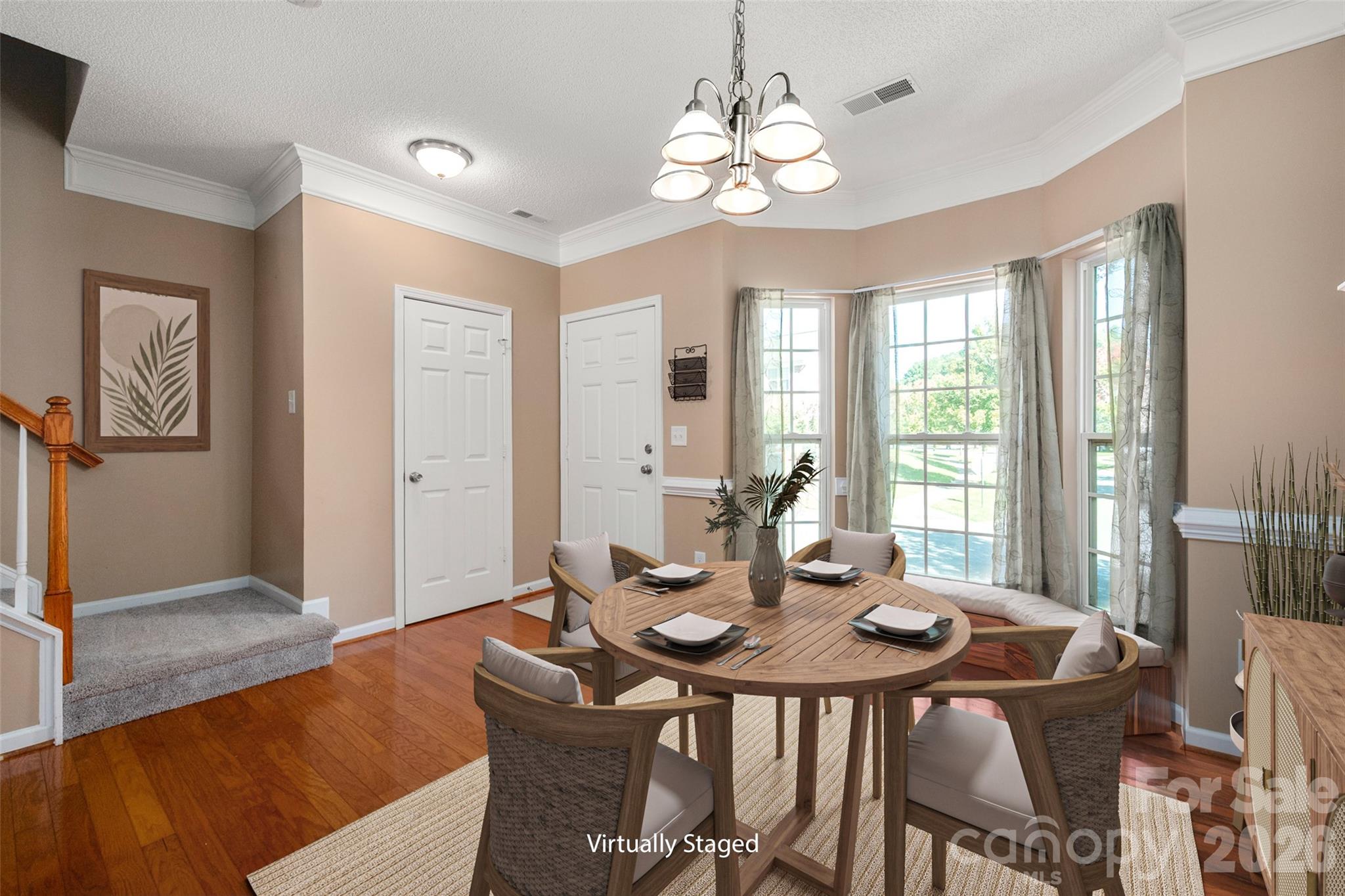 6934 Tanners Creek Drive — Huntersville