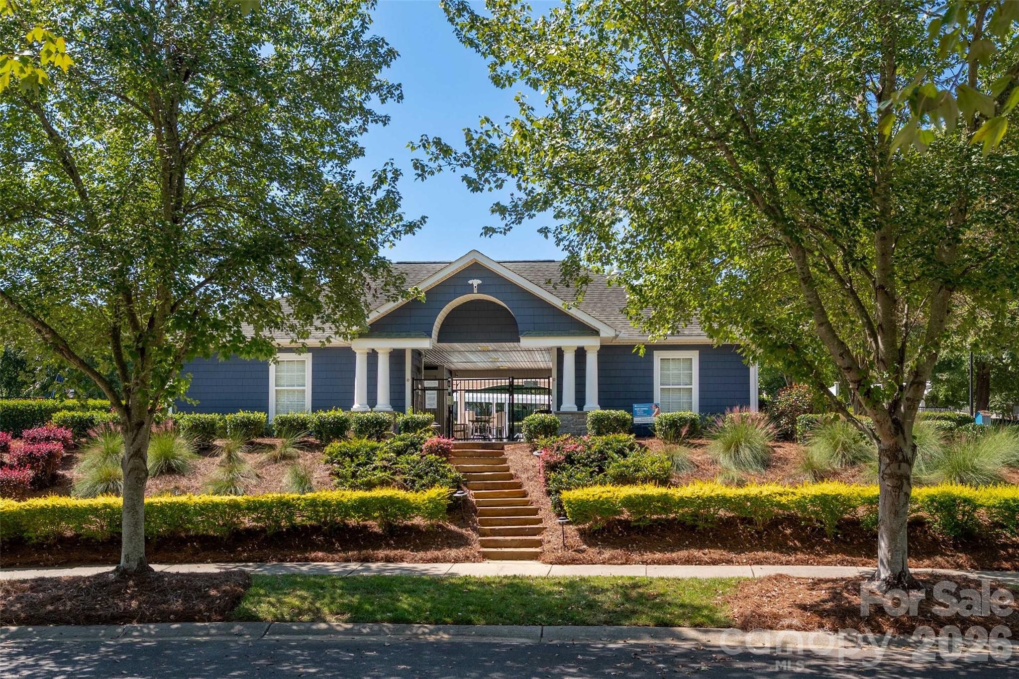 6934 Tanners Creek Drive — Huntersville