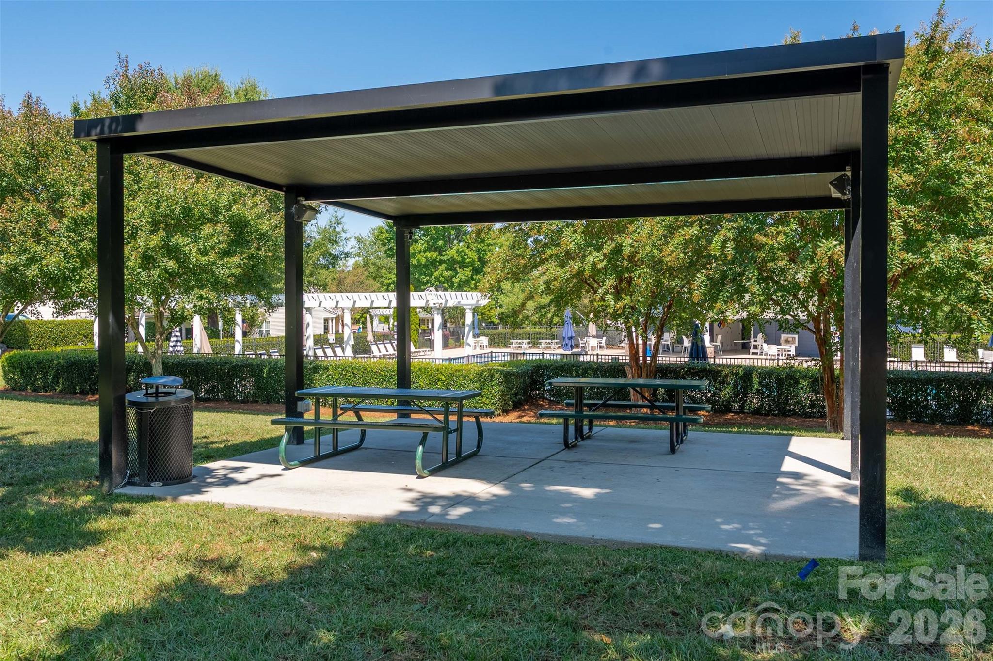 6934 Tanners Creek Drive — Huntersville