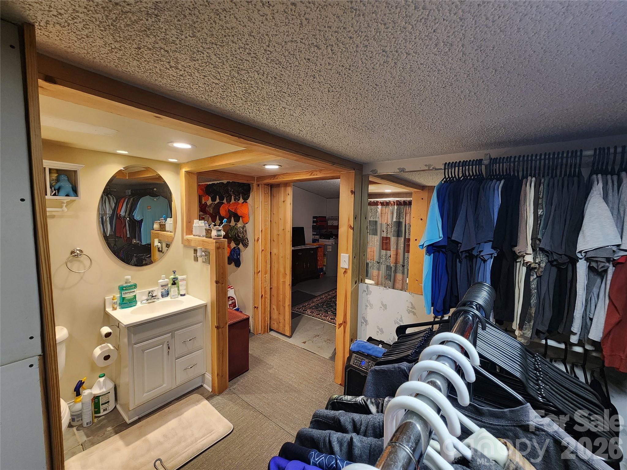 303 Johnson Dairy Road — Mooresville