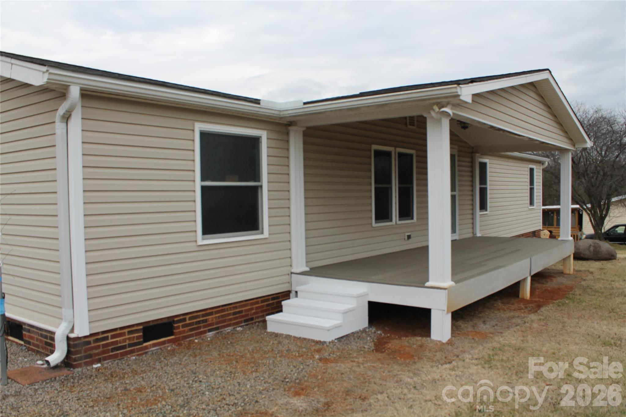 303 Johnson Dairy Road — Mooresville