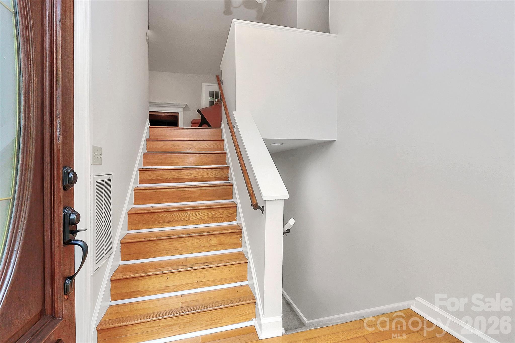 16 Woodvine Lane — Clover
