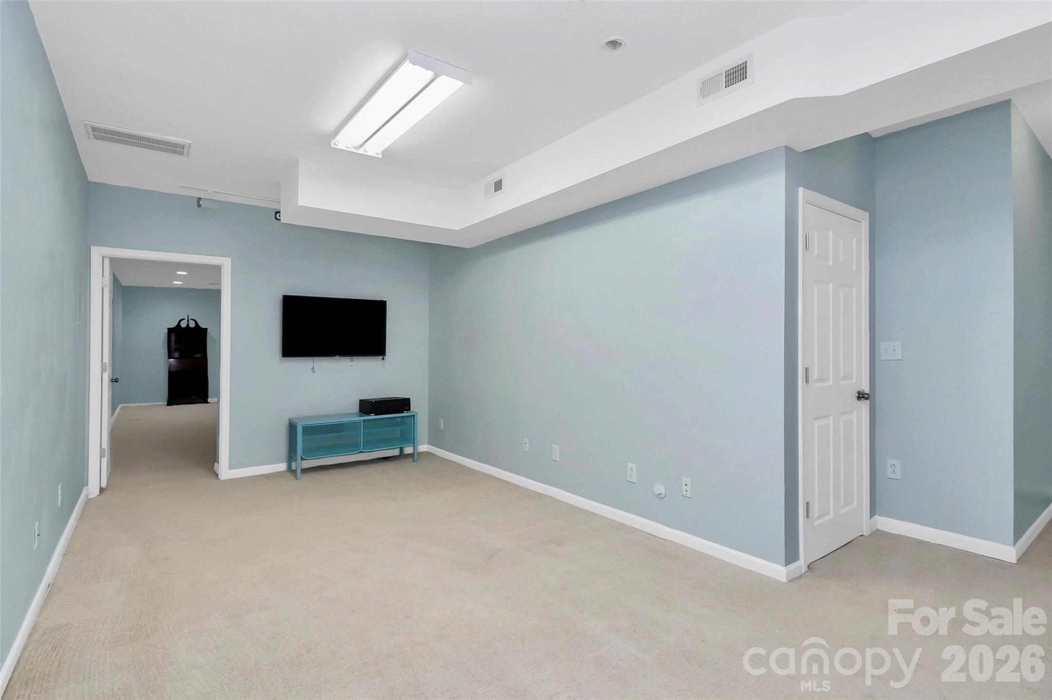 16 Woodvine Lane — Clover