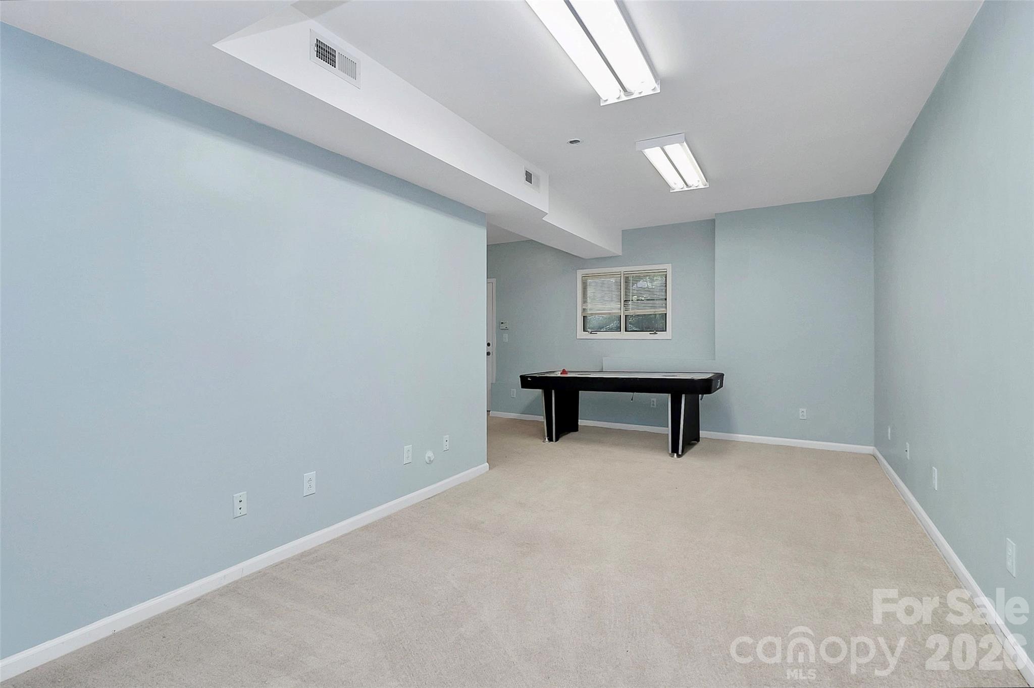 16 Woodvine Lane — Clover