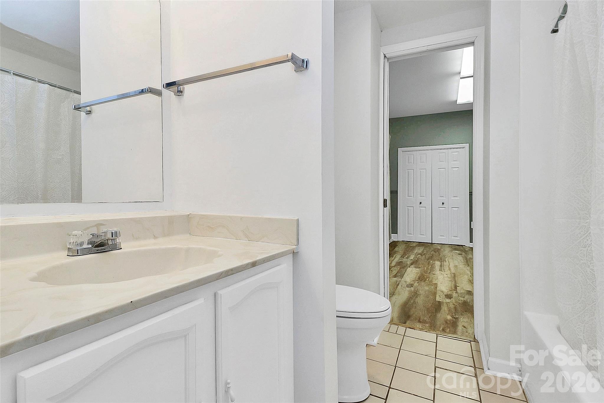 16 Woodvine Lane — Clover