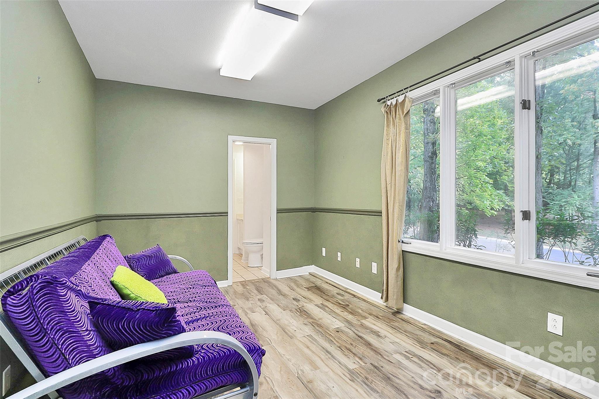 16 Woodvine Lane — Clover