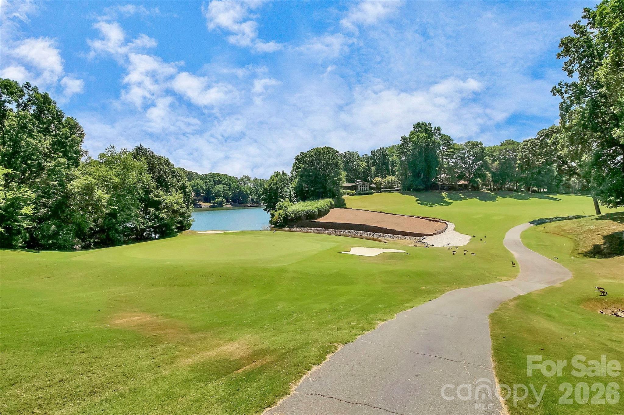 16 Woodvine Lane — Clover