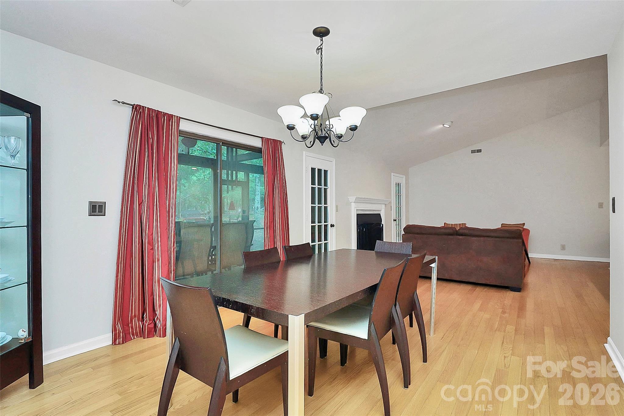 16 Woodvine Lane — Clover