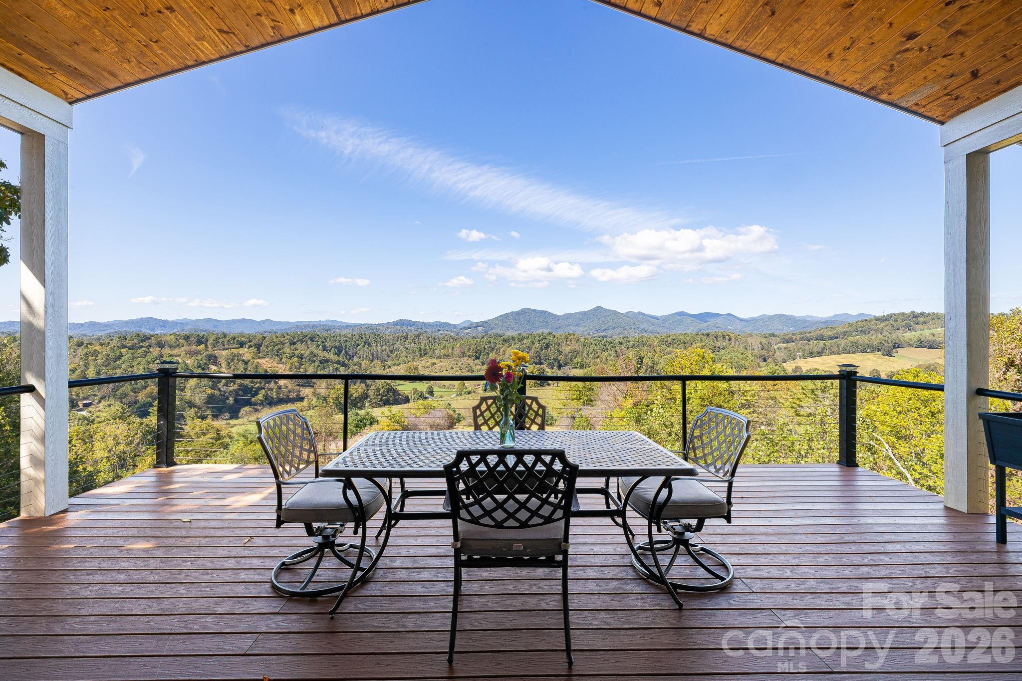 1387 Woods Ammons Road — Mars Hill