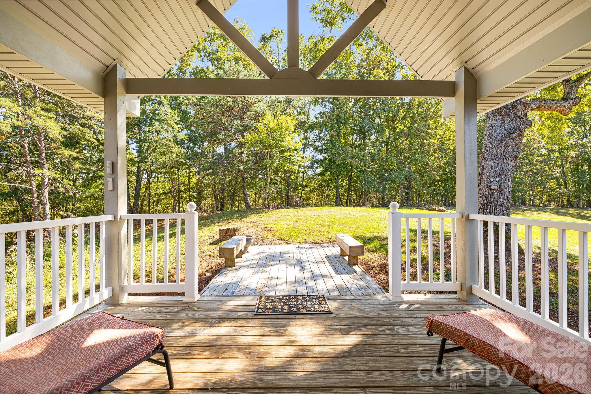 1387 Woods Ammons Road — Mars Hill