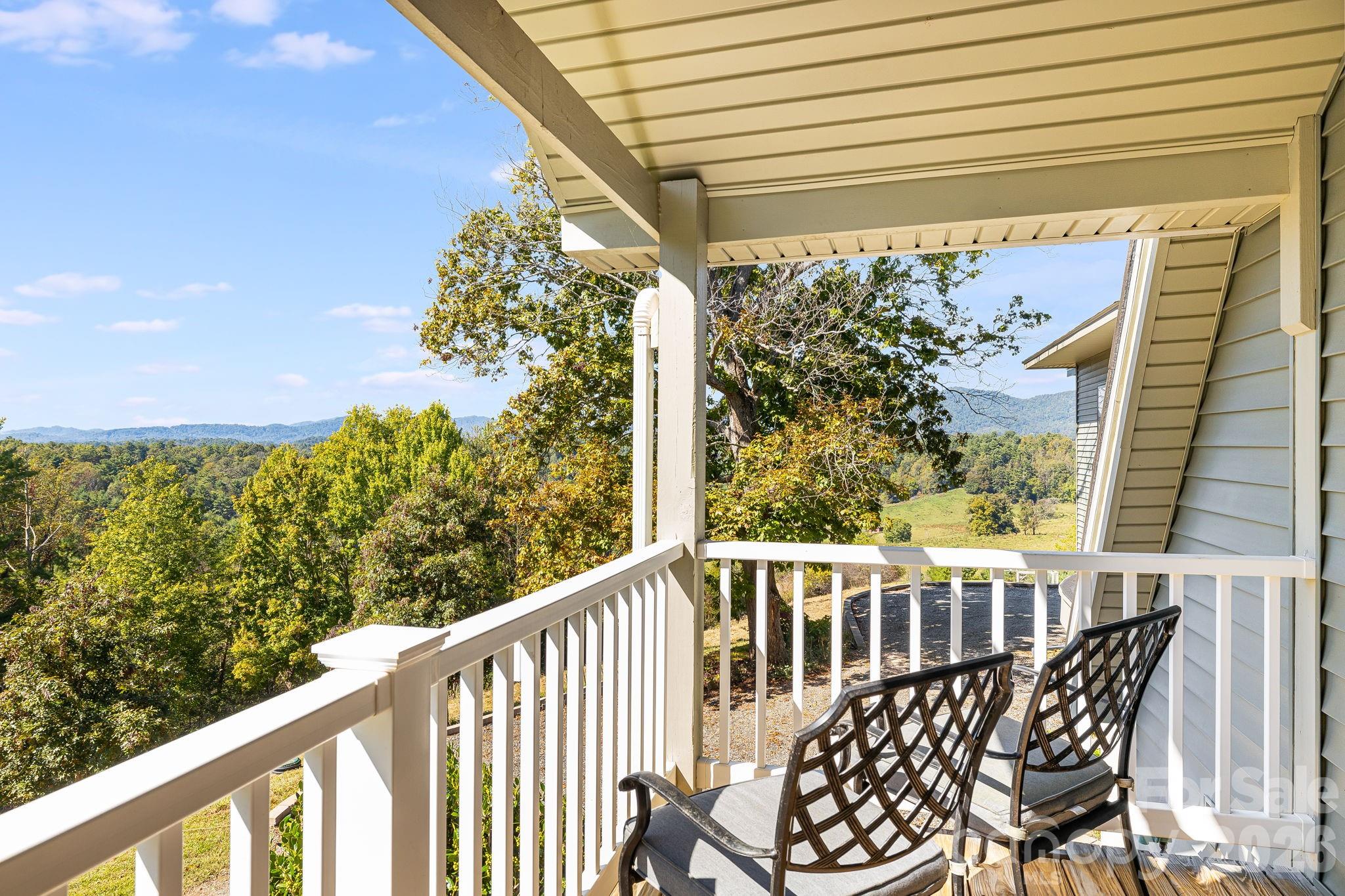 1387 Woods Ammons Road — Mars Hill
