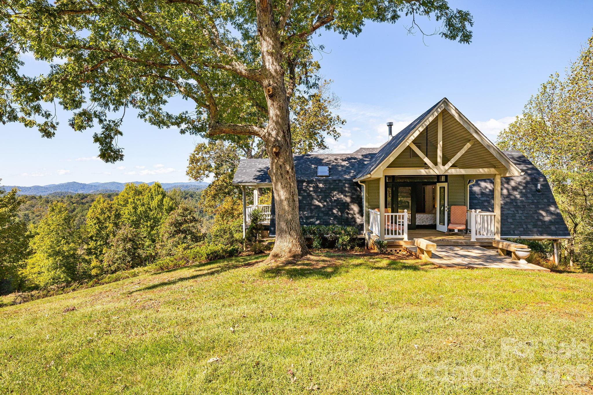 1387 Woods Ammons Road — Mars Hill