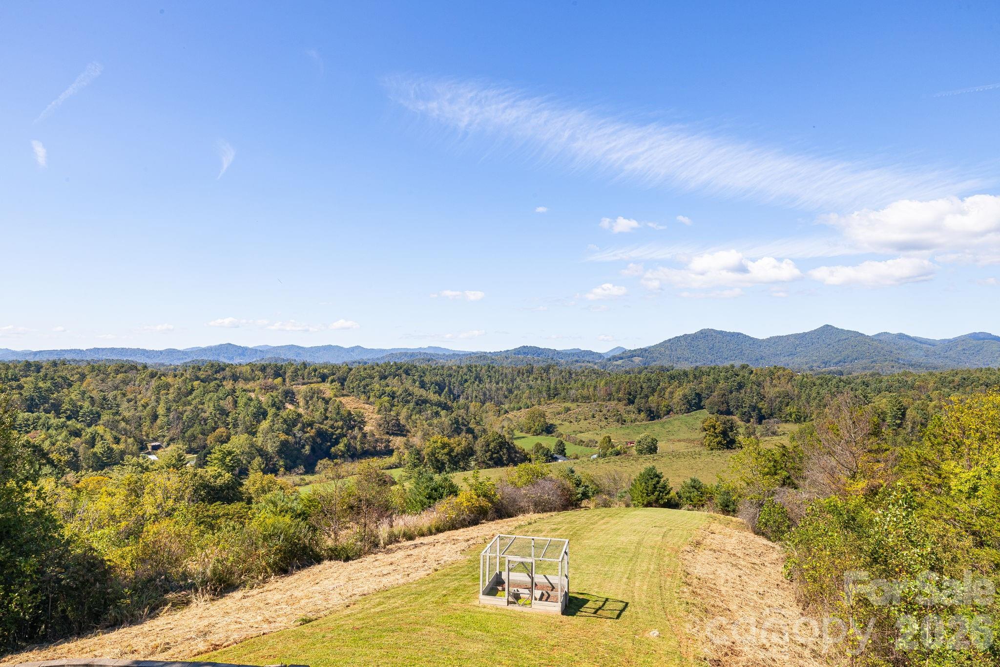 1387 Woods Ammons Road — Mars Hill