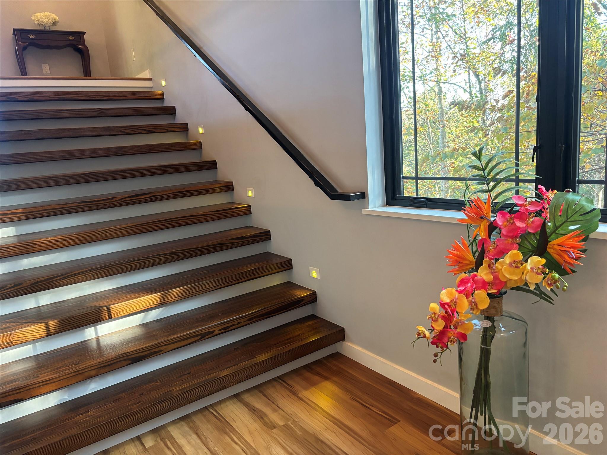 1387 Woods Ammons Road — Mars Hill