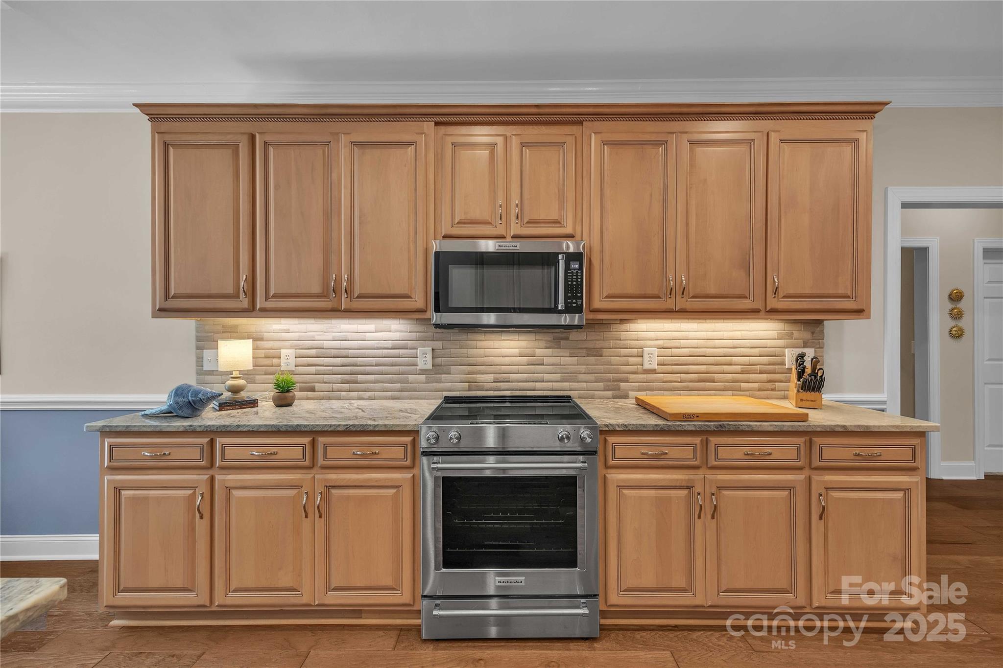 322 W Glenview Drive — Salisbury