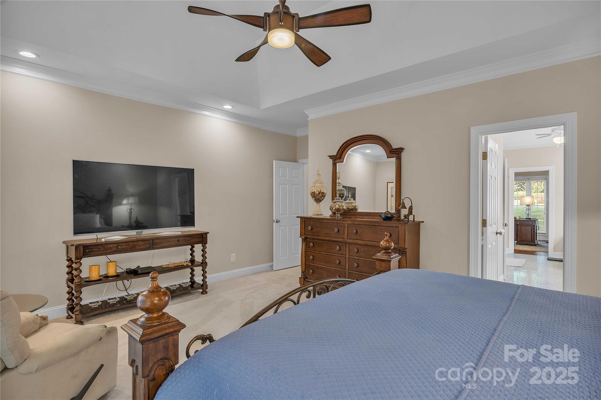322 W Glenview Drive — Salisbury
