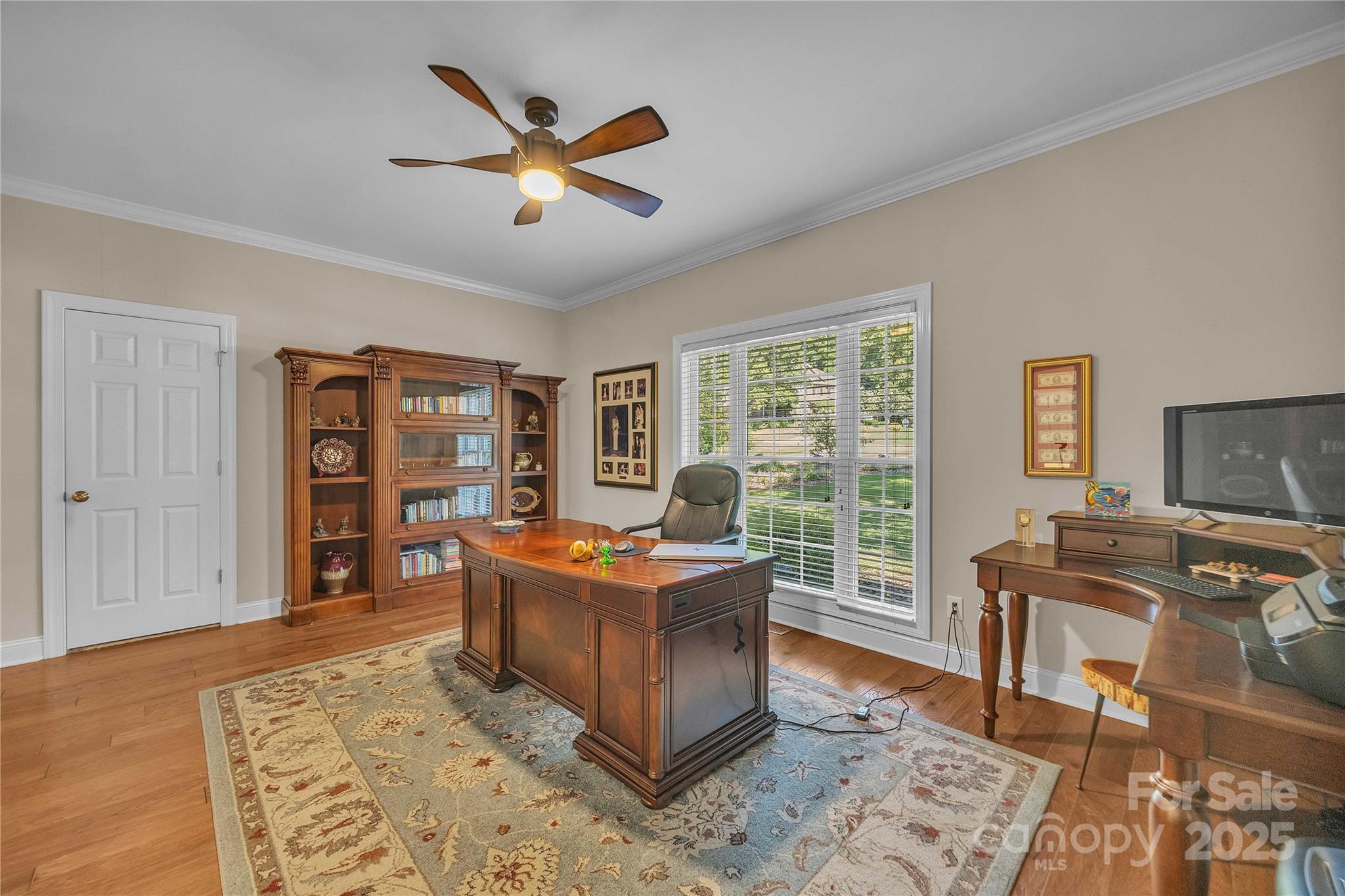 322 W Glenview Drive — Salisbury