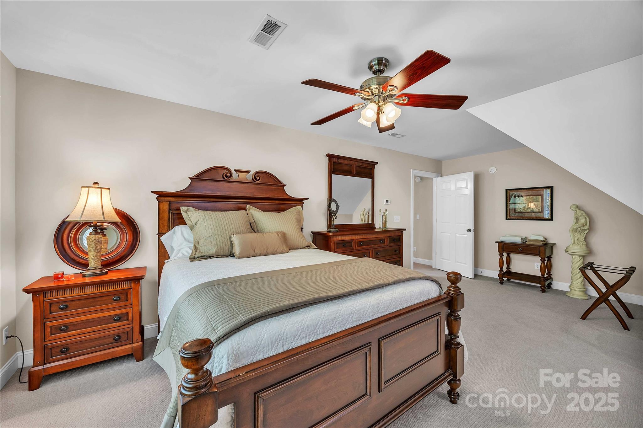322 W Glenview Drive — Salisbury