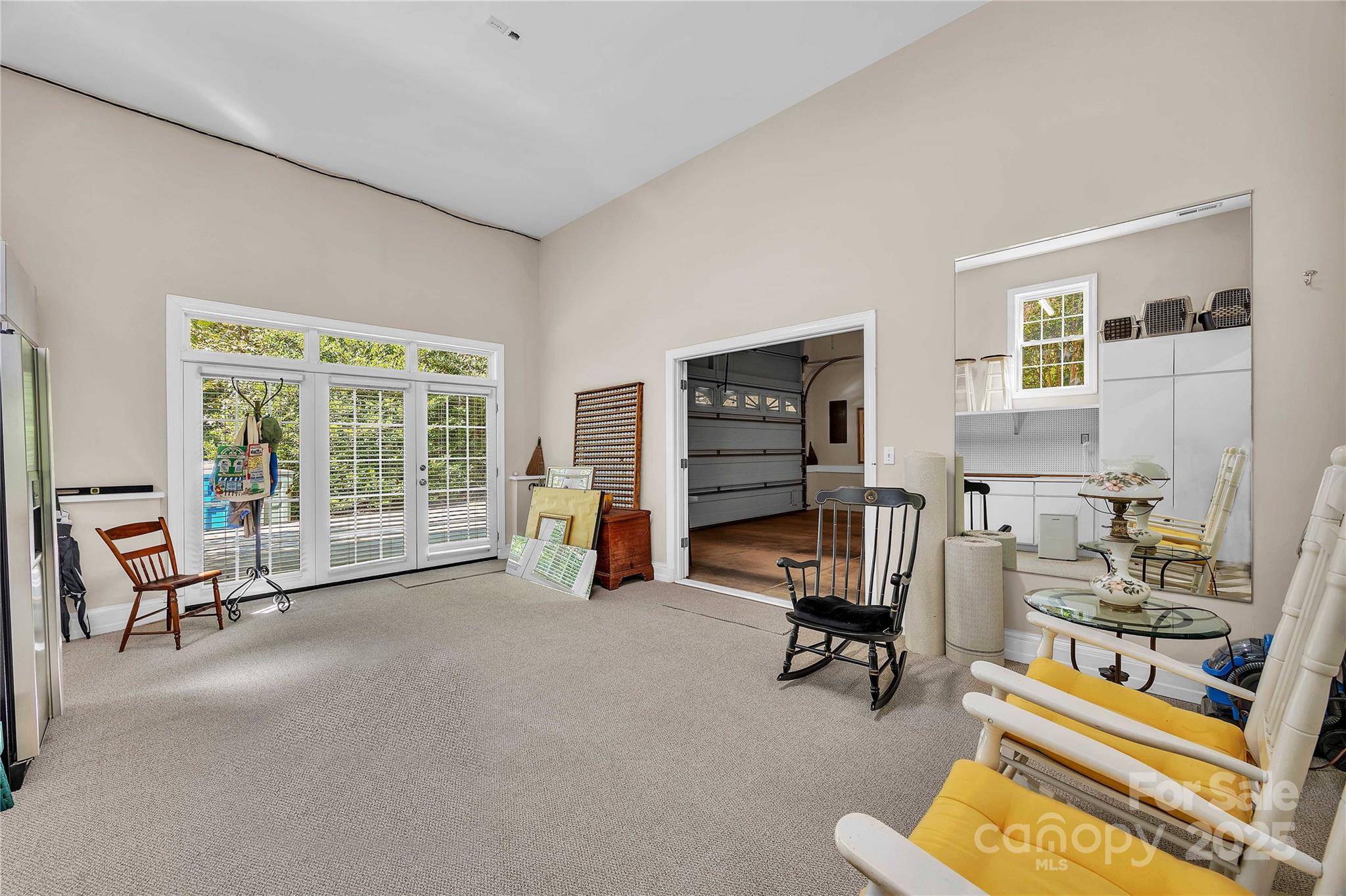 322 W Glenview Drive — Salisbury