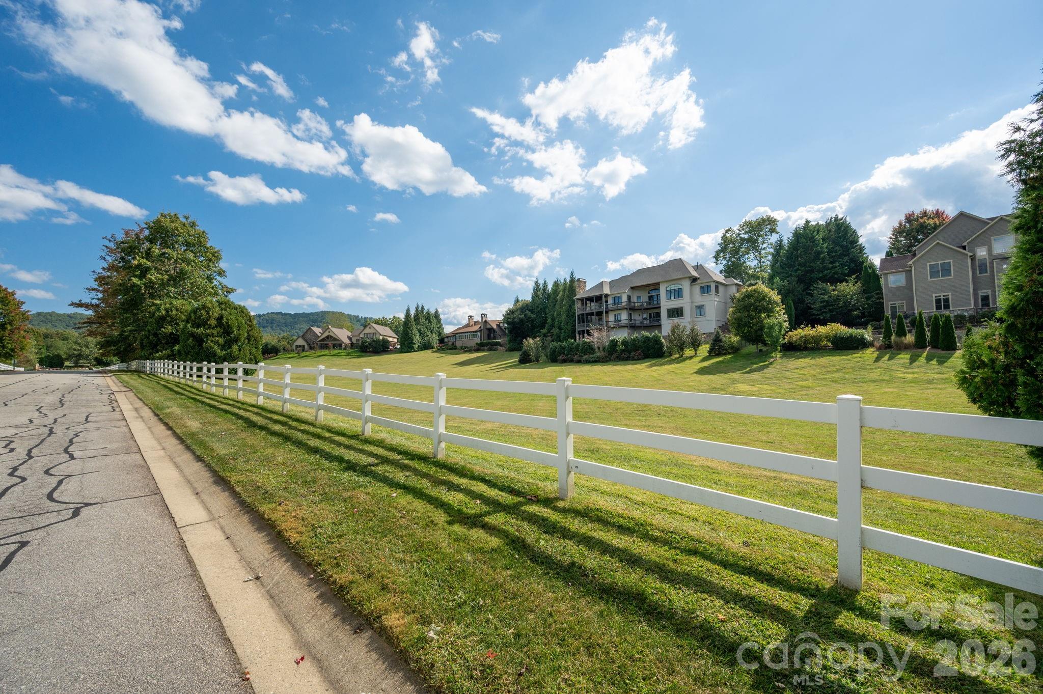 31 Bradford Vistas Drive — Fletcher