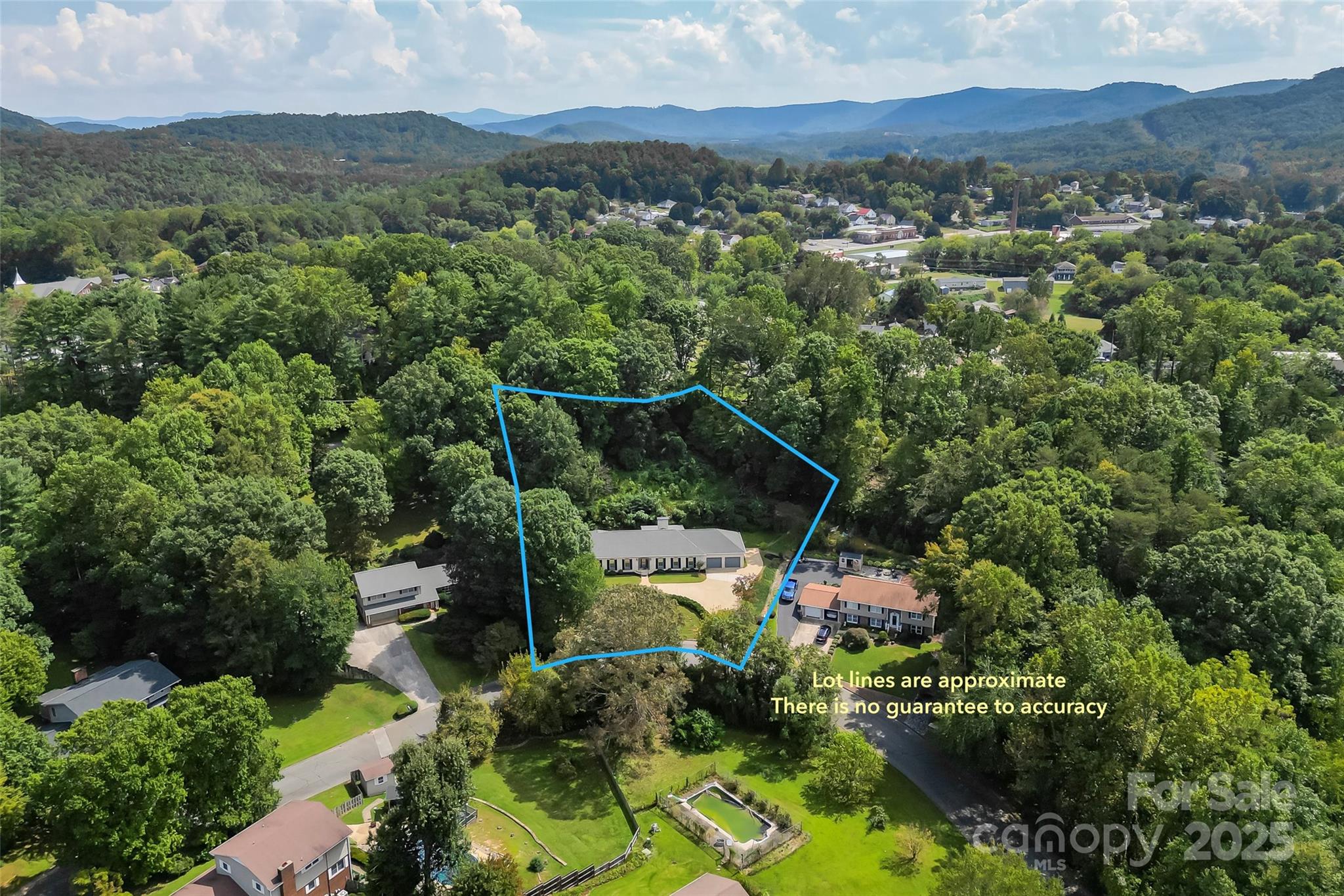 200 Woodland Drive — Marion