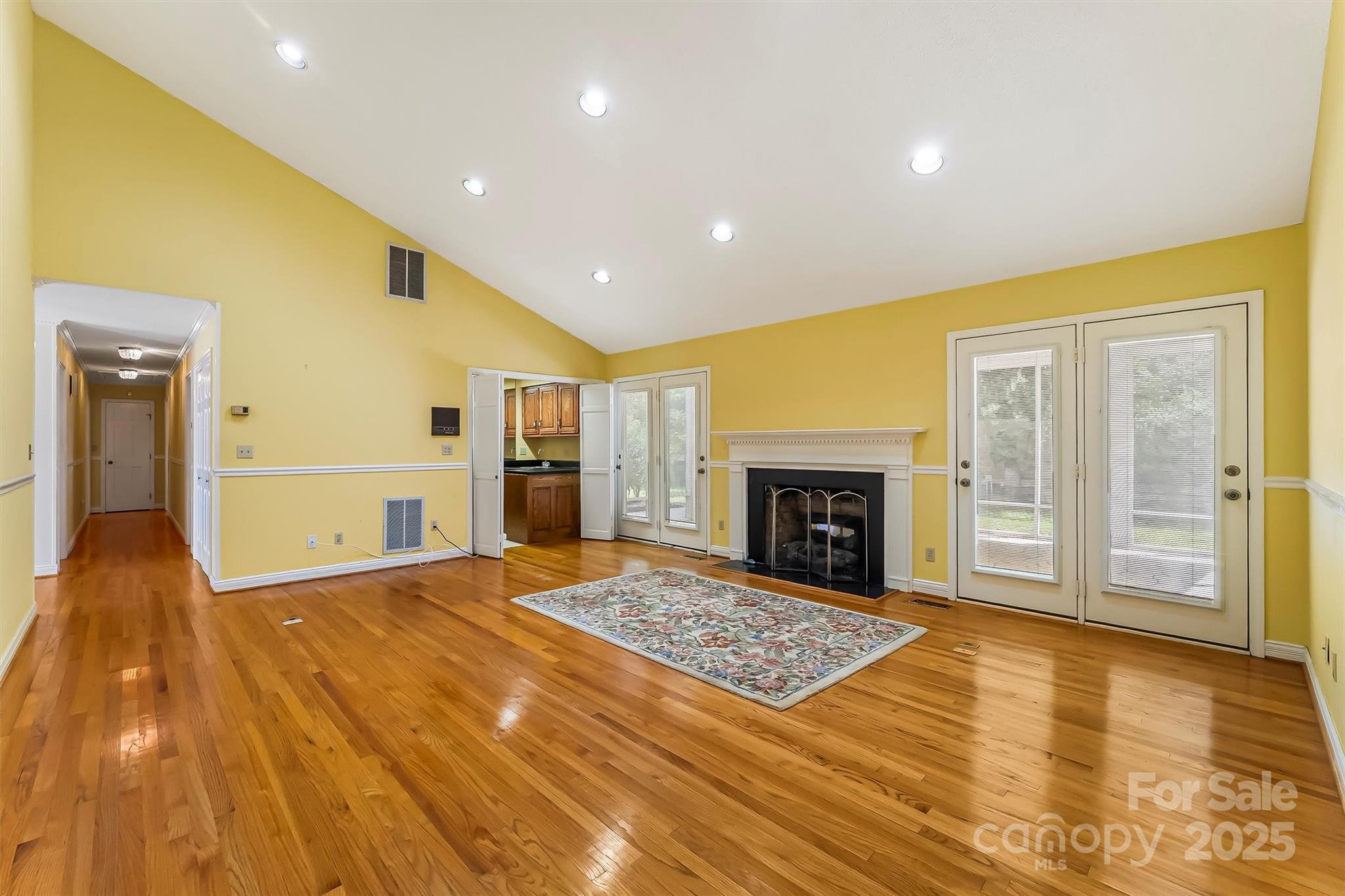 200 Woodland Drive — Marion
