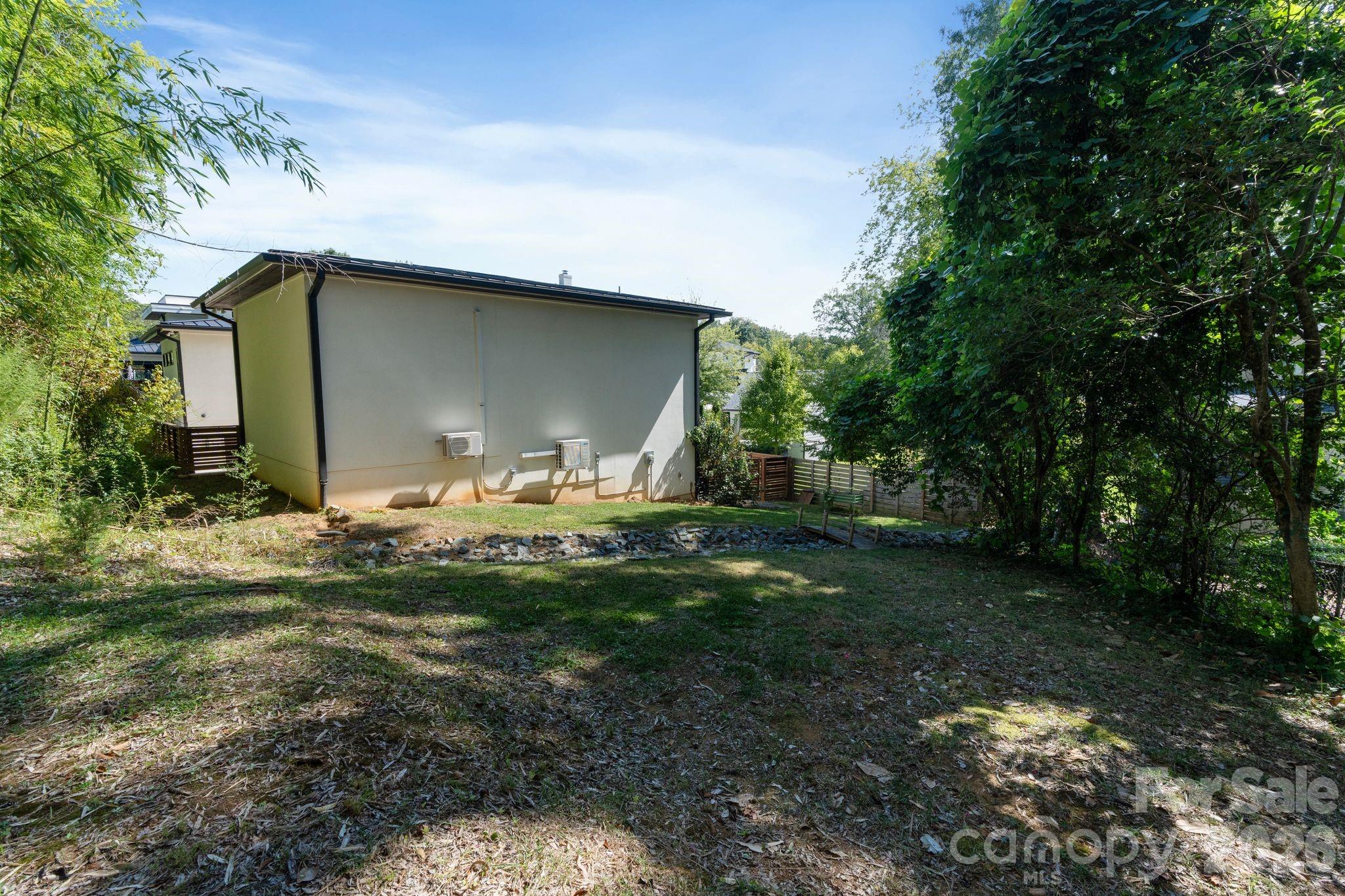 1516 Princeton Avenue — Charlotte