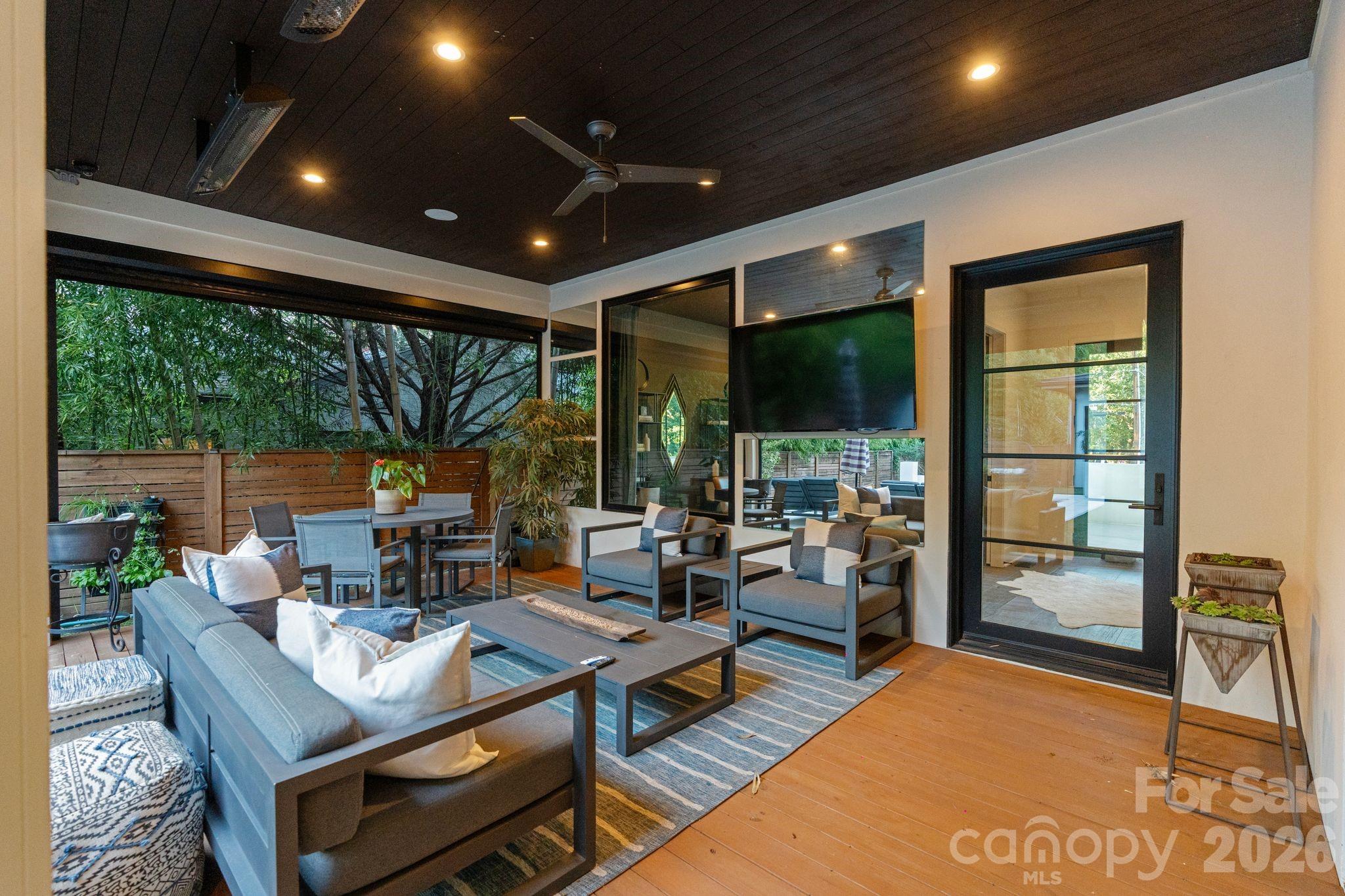 1516 Princeton Avenue — Charlotte