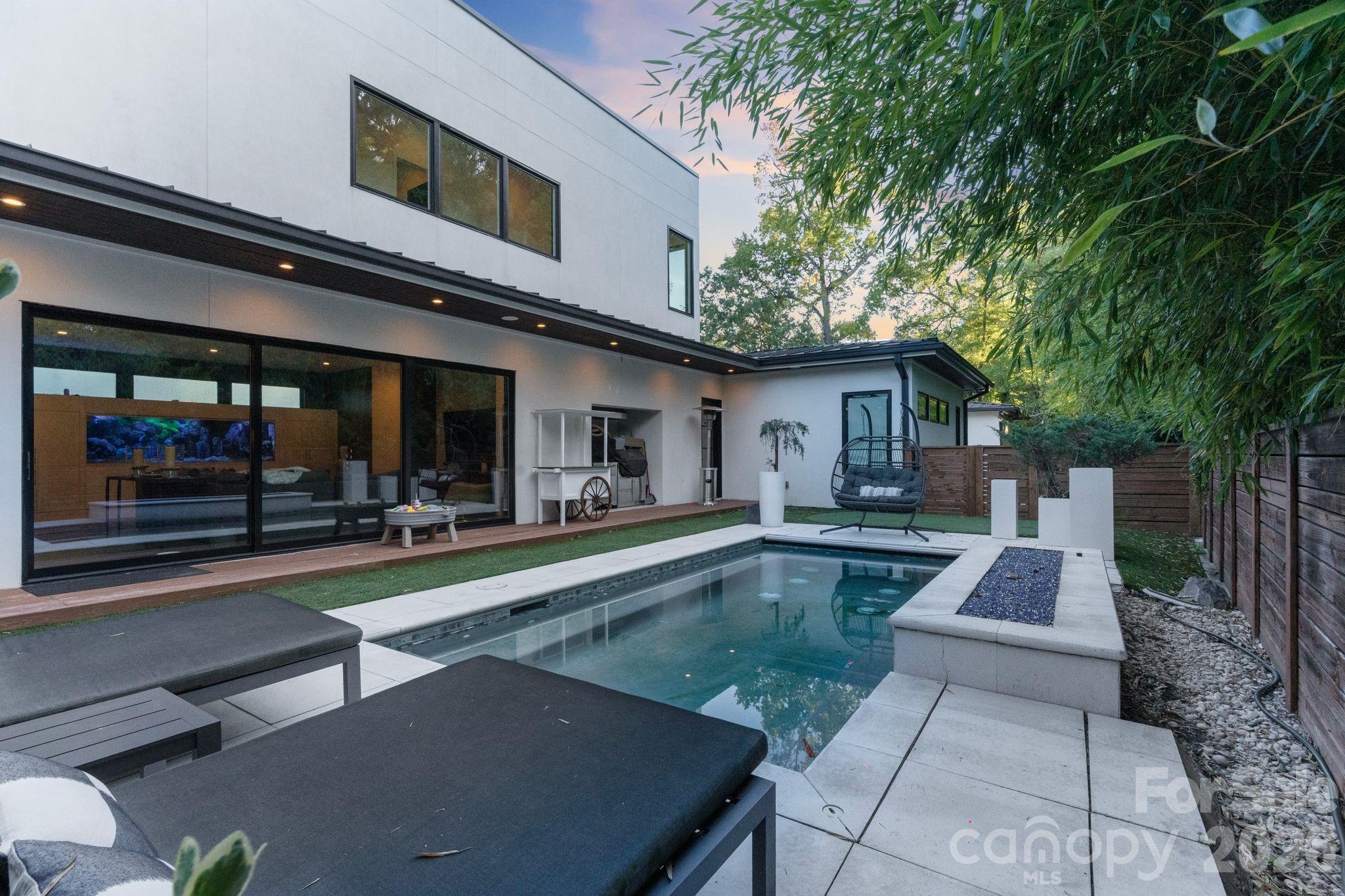 1516 Princeton Avenue — Charlotte