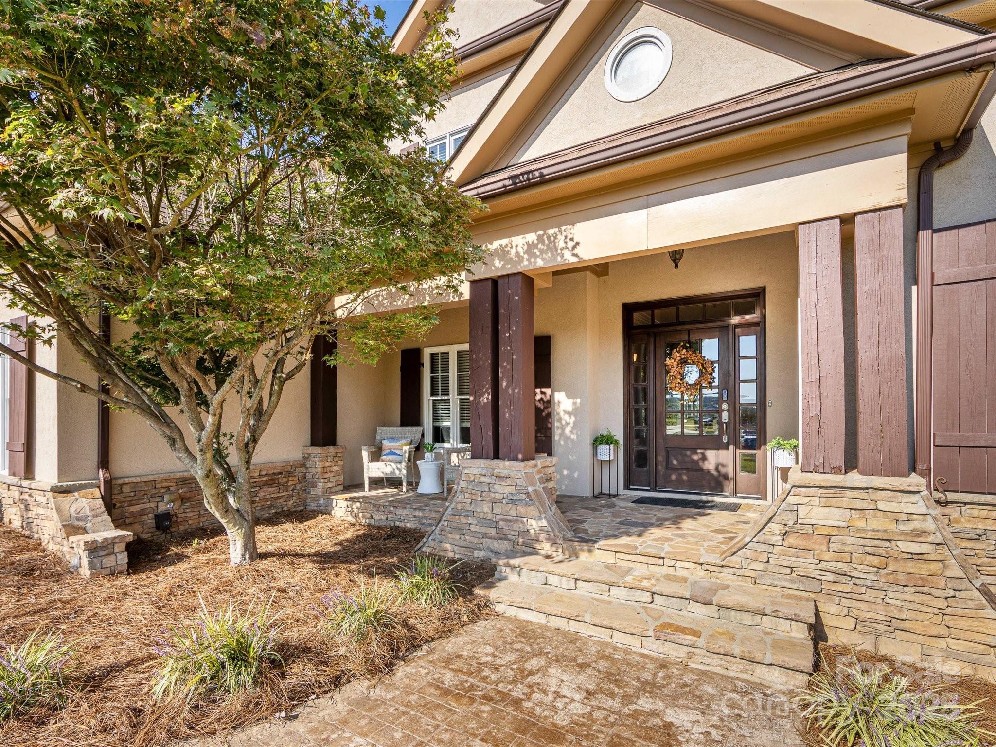 2820 Smith Field Drive — Monroe