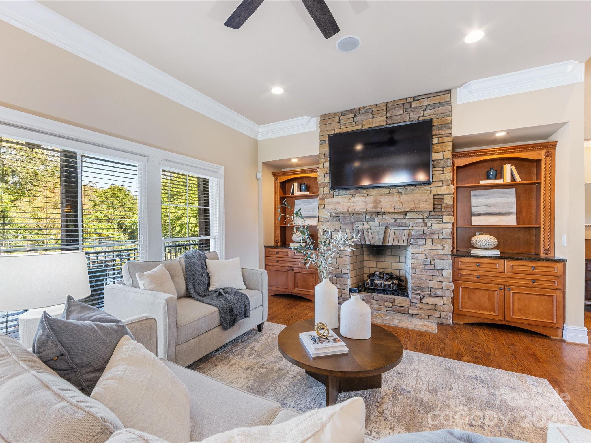 2820 Smith Field Drive — Monroe