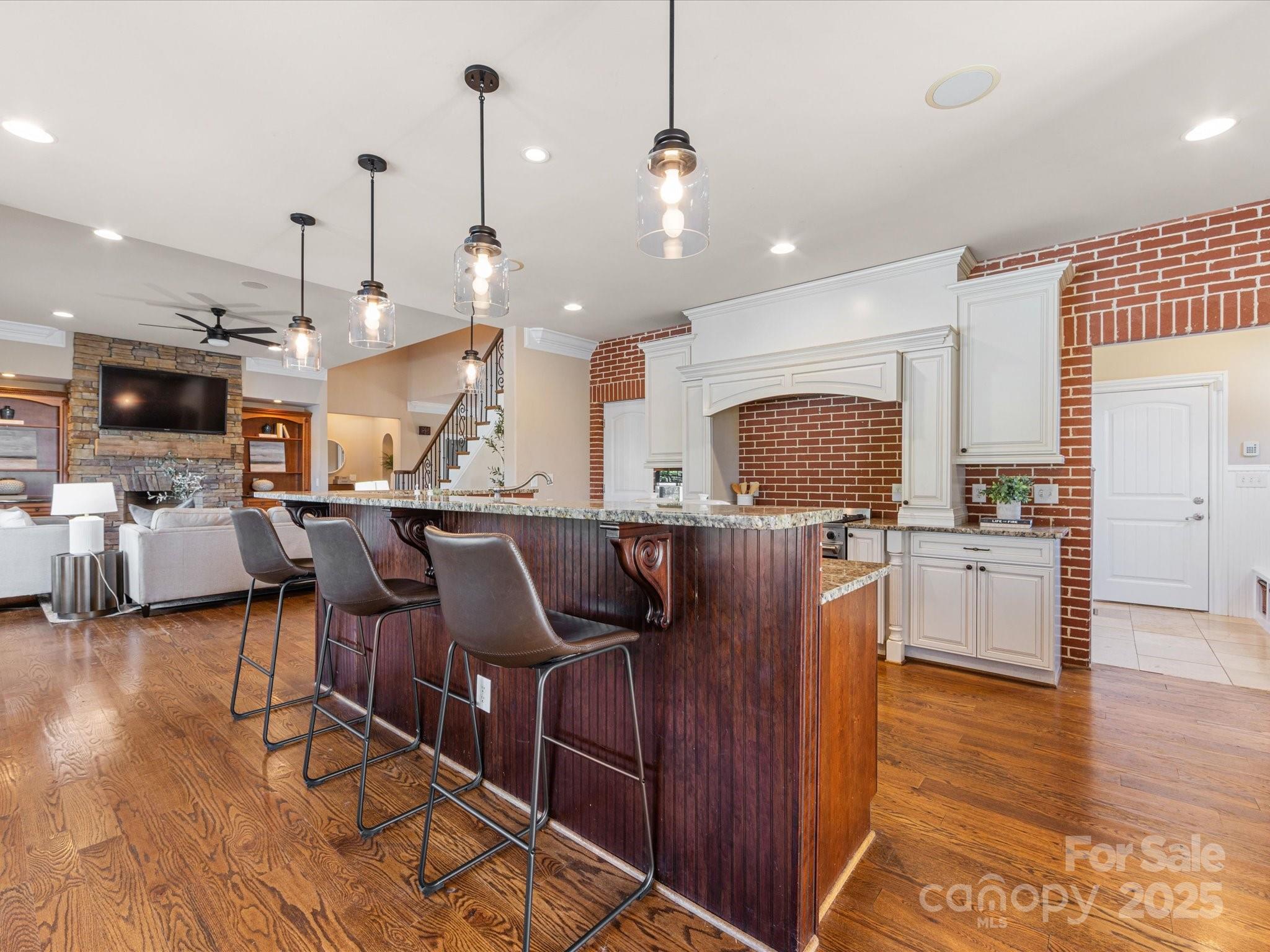 2820 Smith Field Drive — Monroe