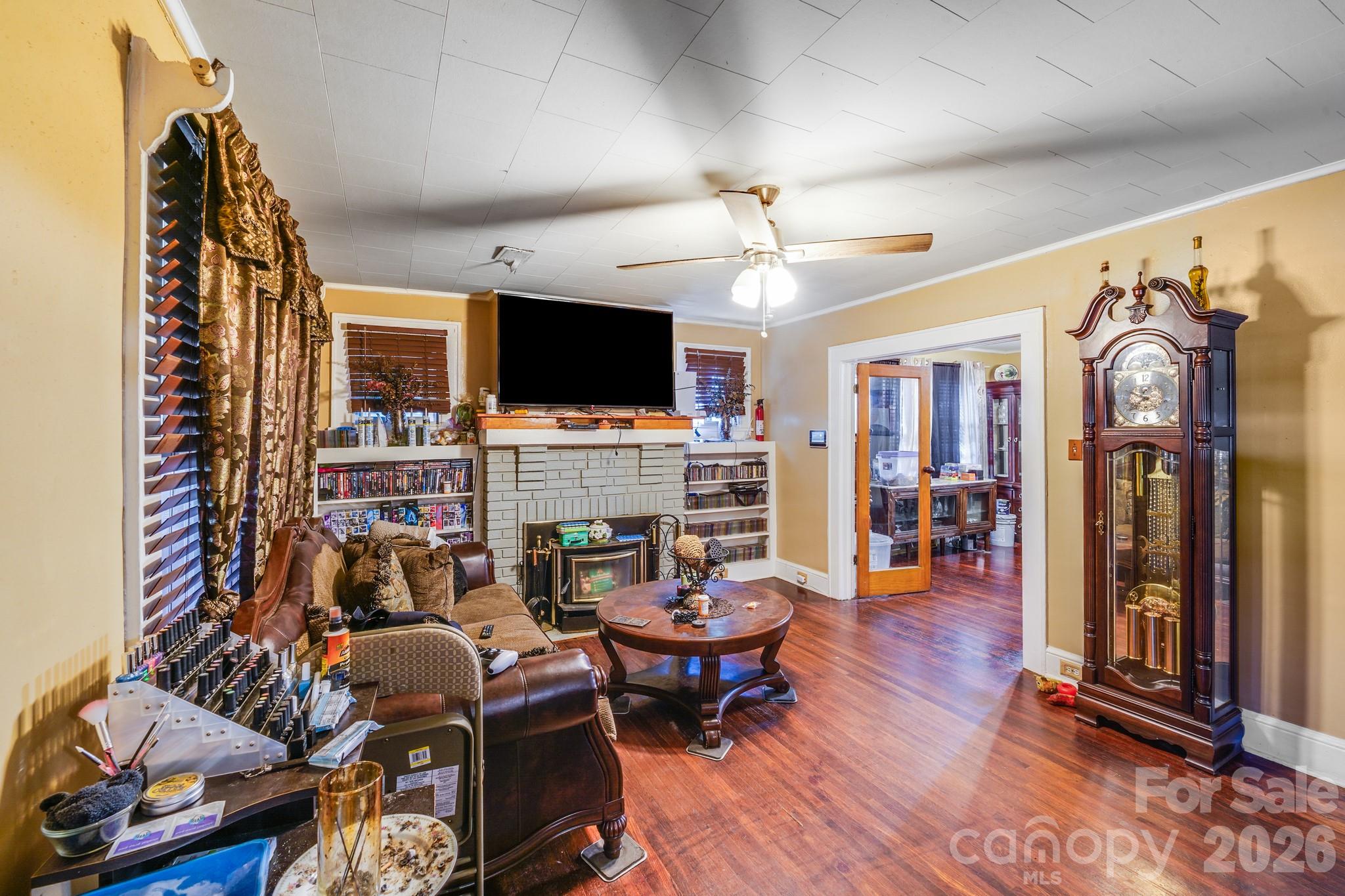 809 W Mauney Avenue — Gastonia