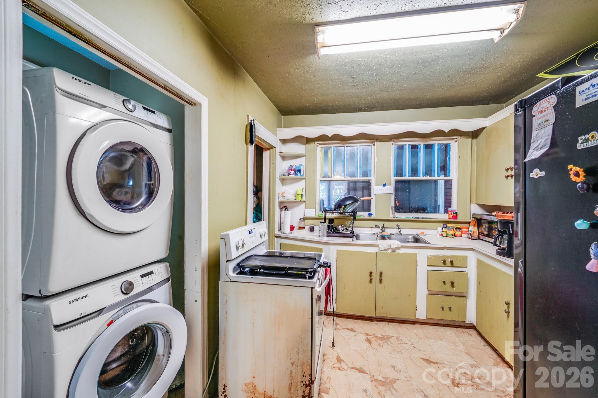 809 W Mauney Avenue — Gastonia