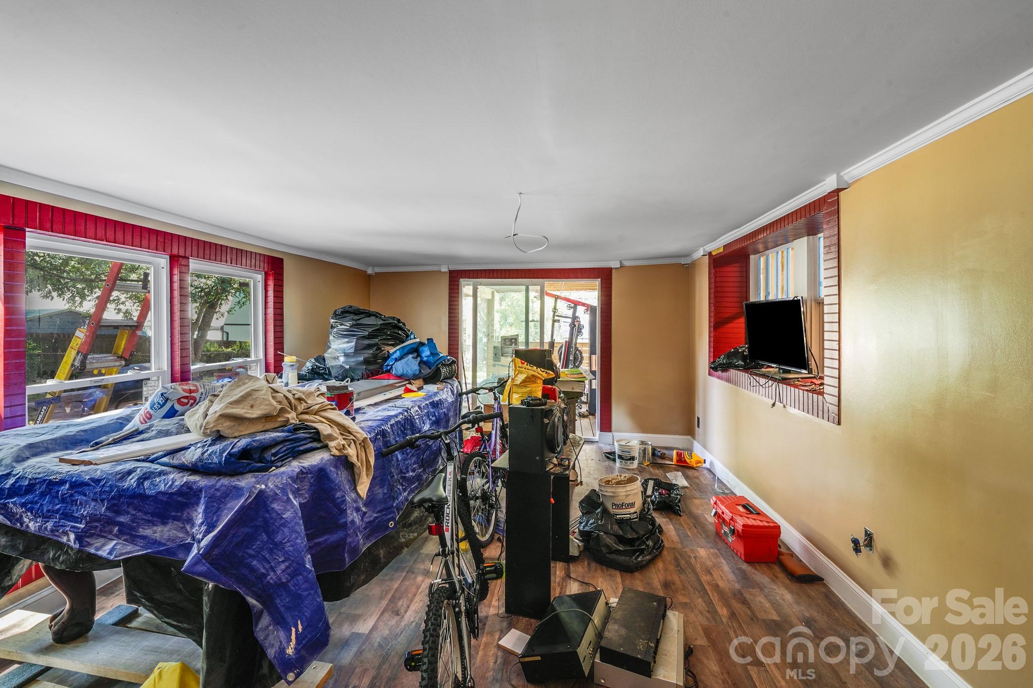 809 W Mauney Avenue — Gastonia