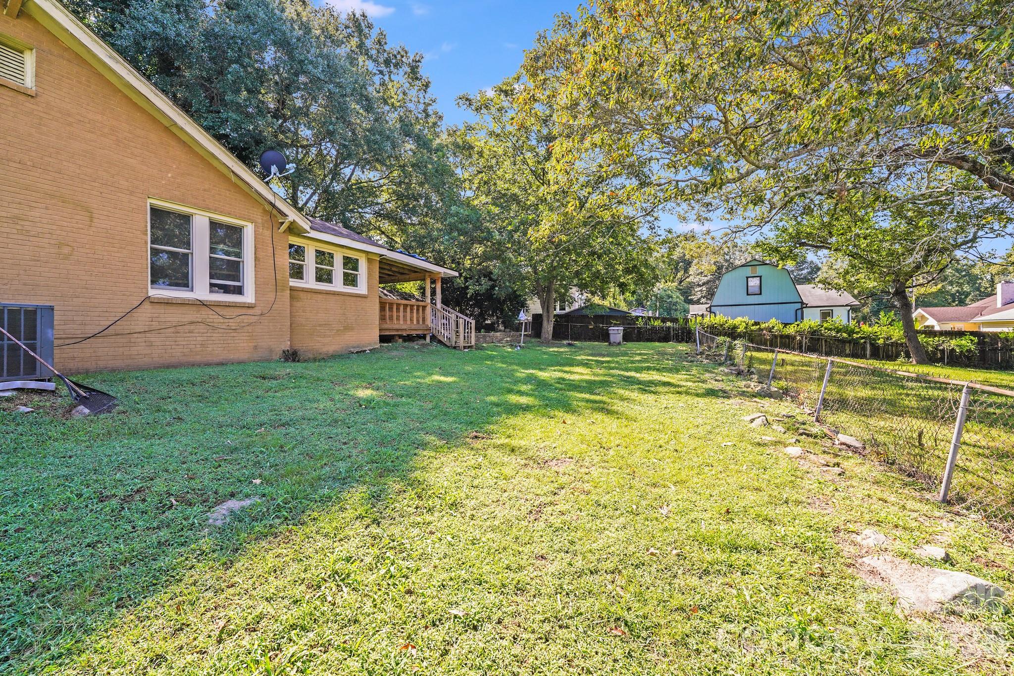 809 W Mauney Avenue — Gastonia