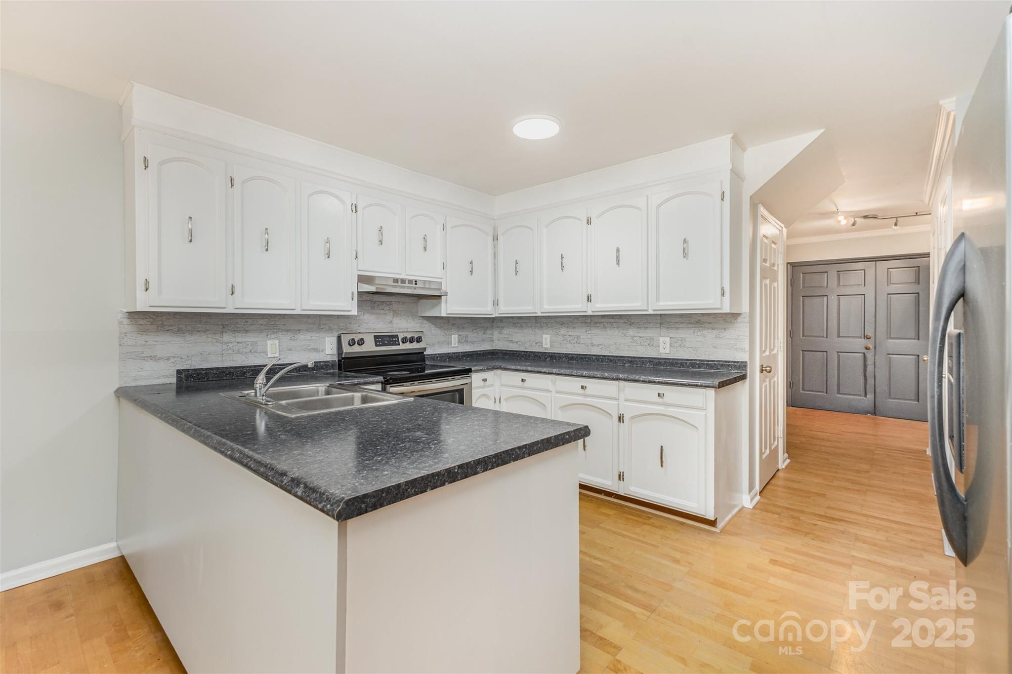 4529 Creemore Drive — Charlotte