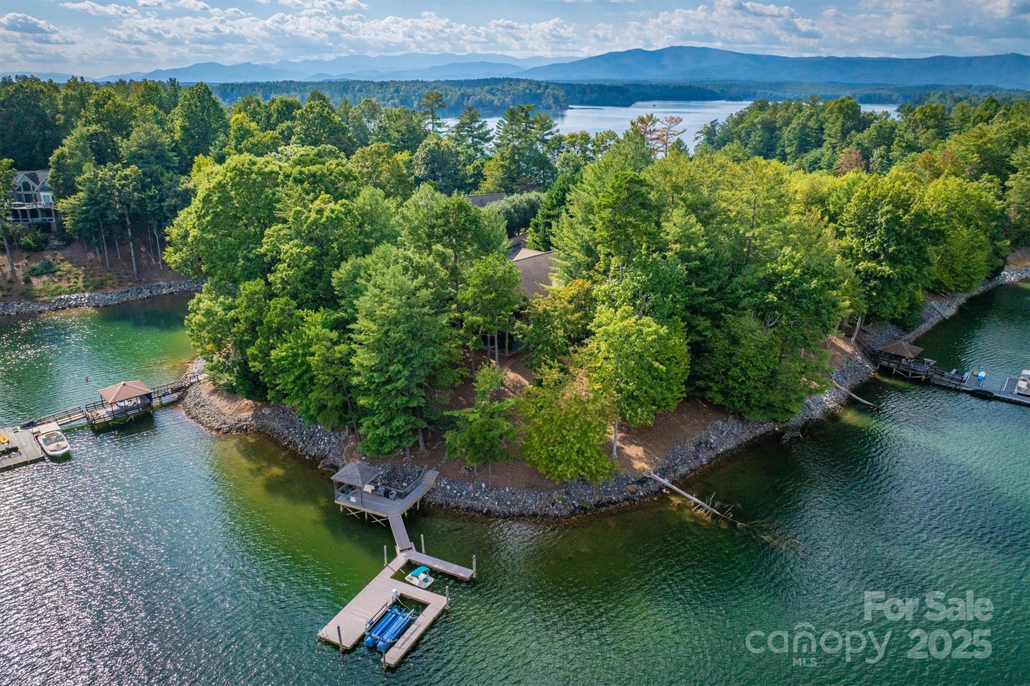 1831 Sandy Cove Drive — Morganton