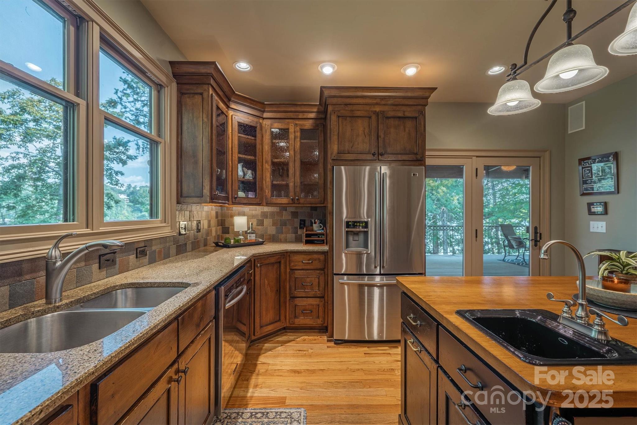 1831 Sandy Cove Drive — Morganton