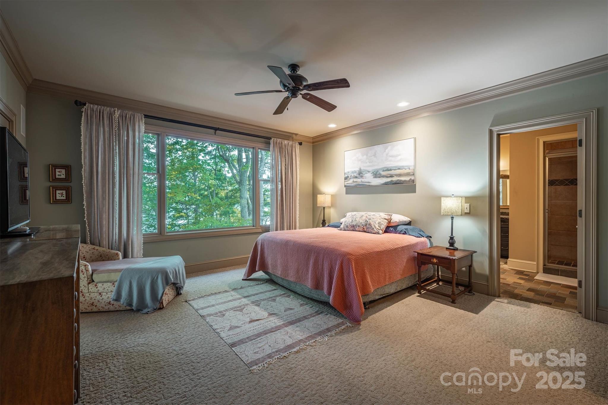 1831 Sandy Cove Drive — Morganton