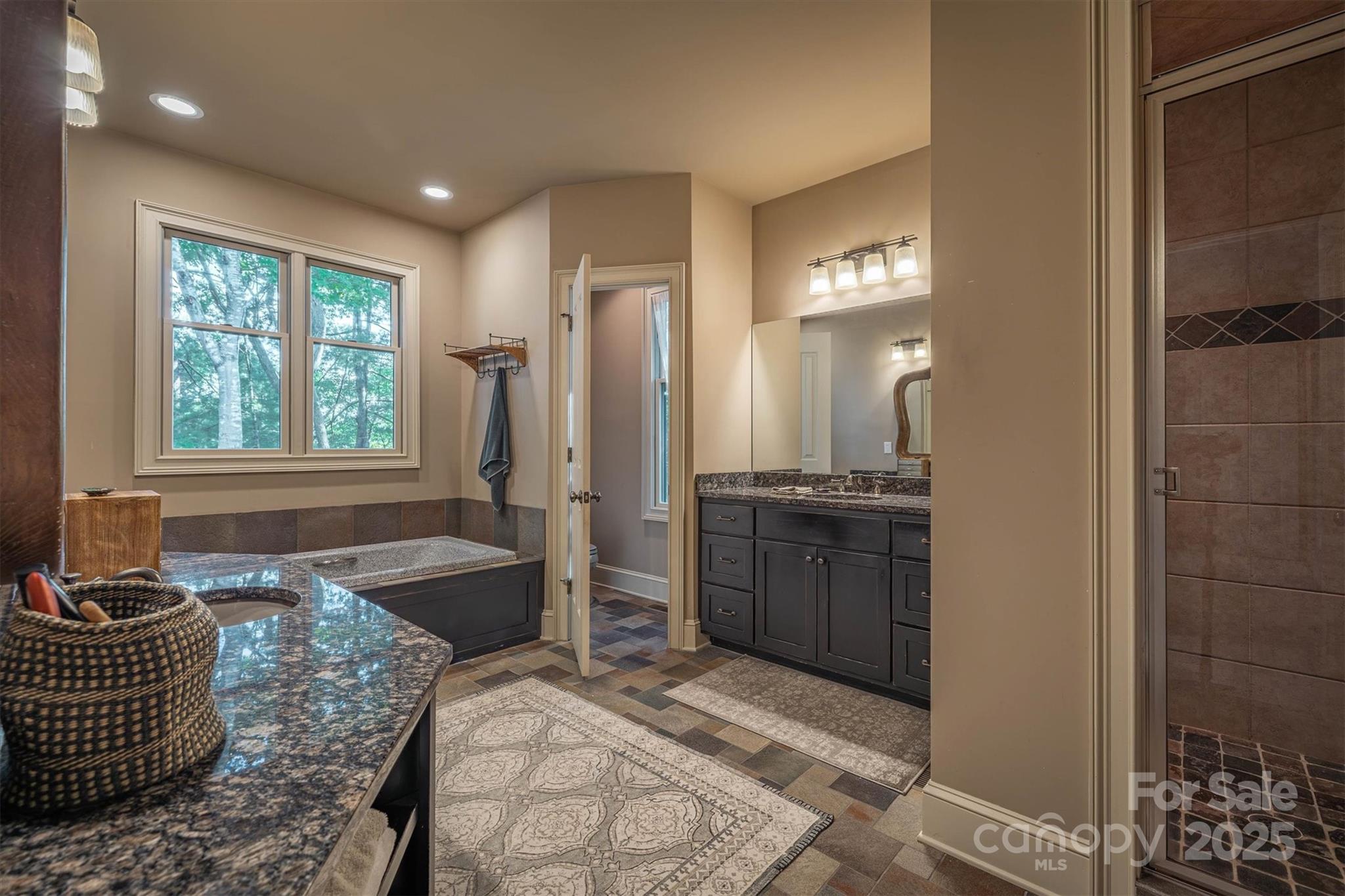 1831 Sandy Cove Drive — Morganton