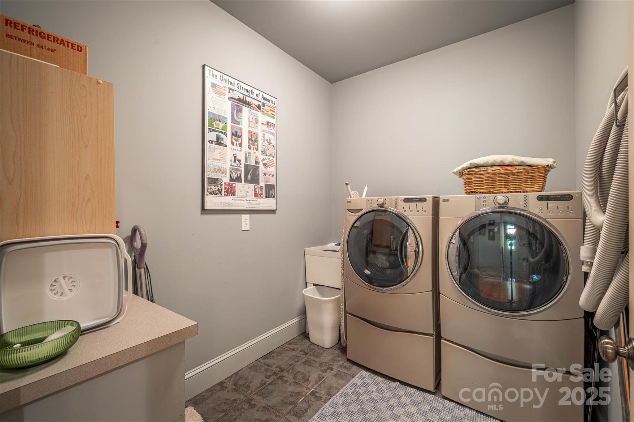 1831 Sandy Cove Drive — Morganton