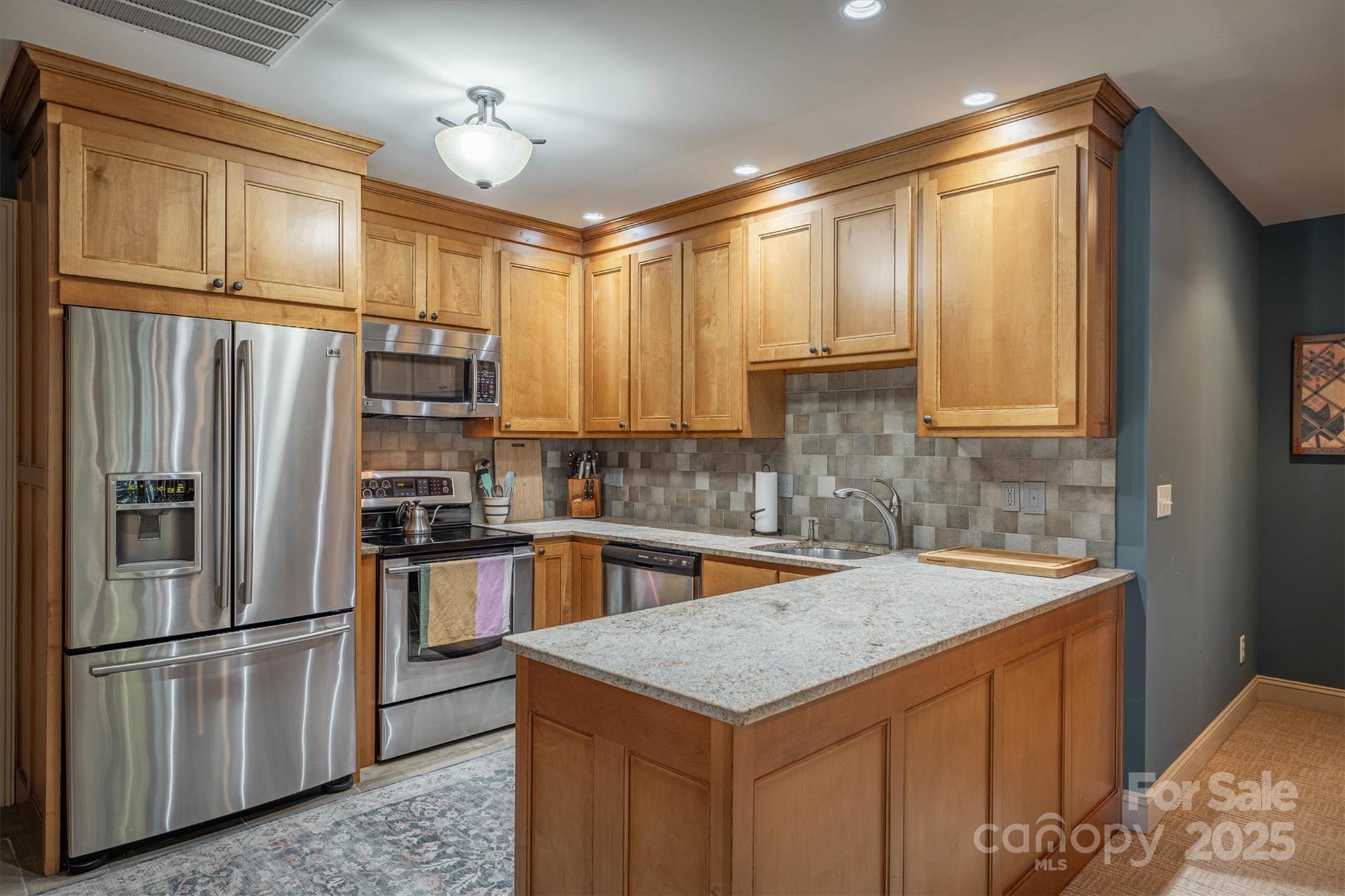1831 Sandy Cove Drive — Morganton