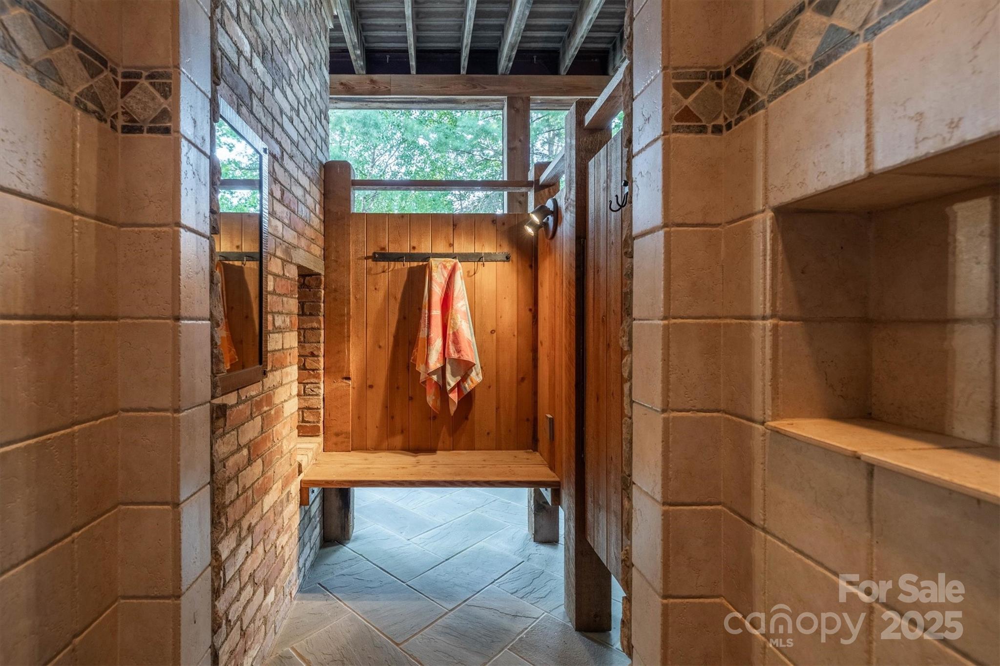 1831 Sandy Cove Drive — Morganton