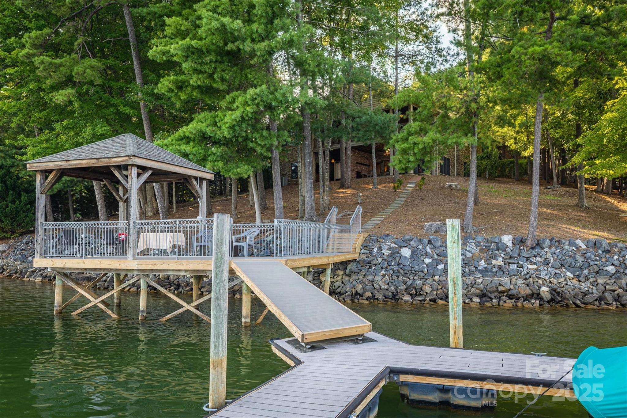 1831 Sandy Cove Drive — Morganton