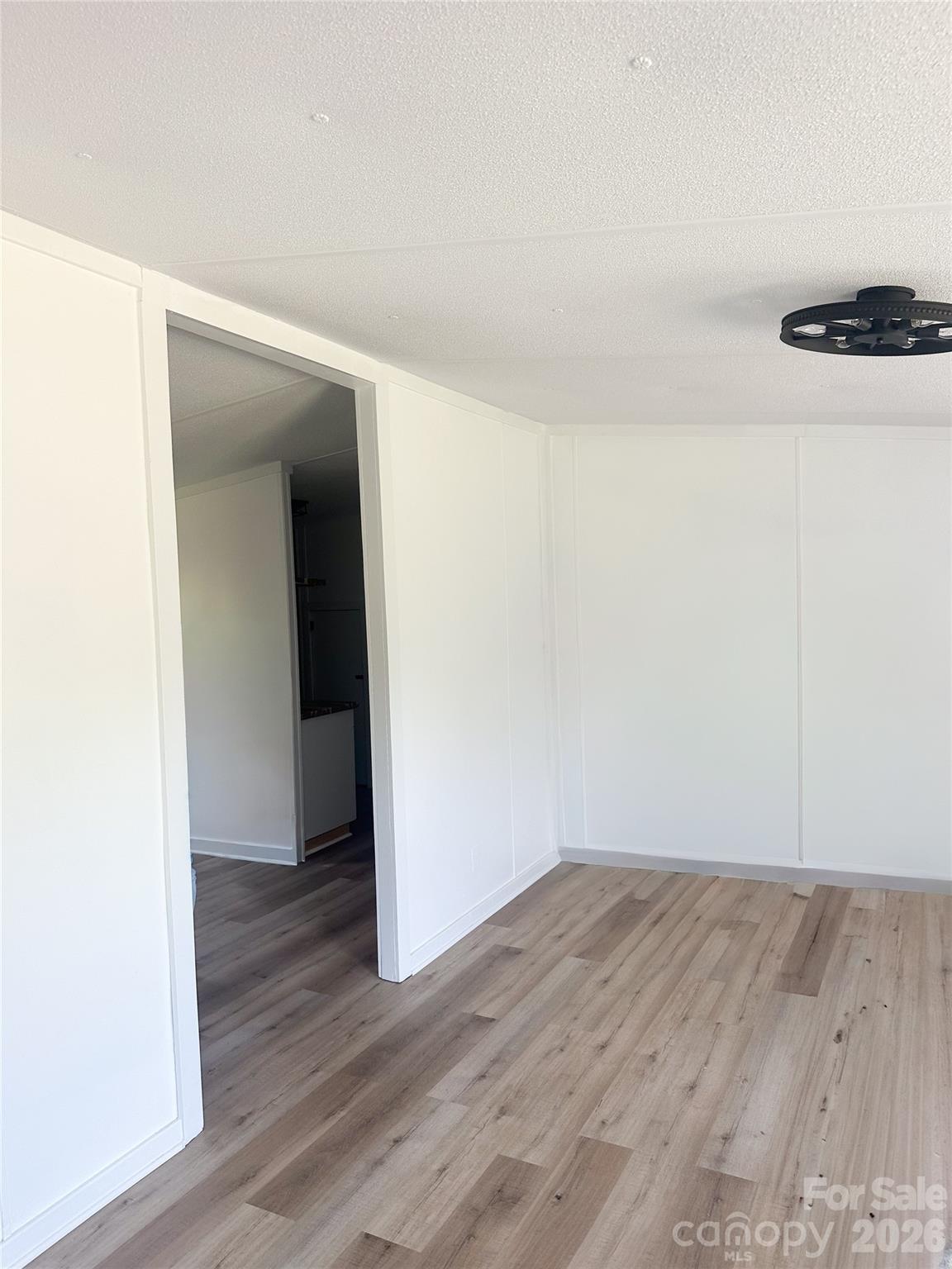 2976 Stephens Road — Bethune