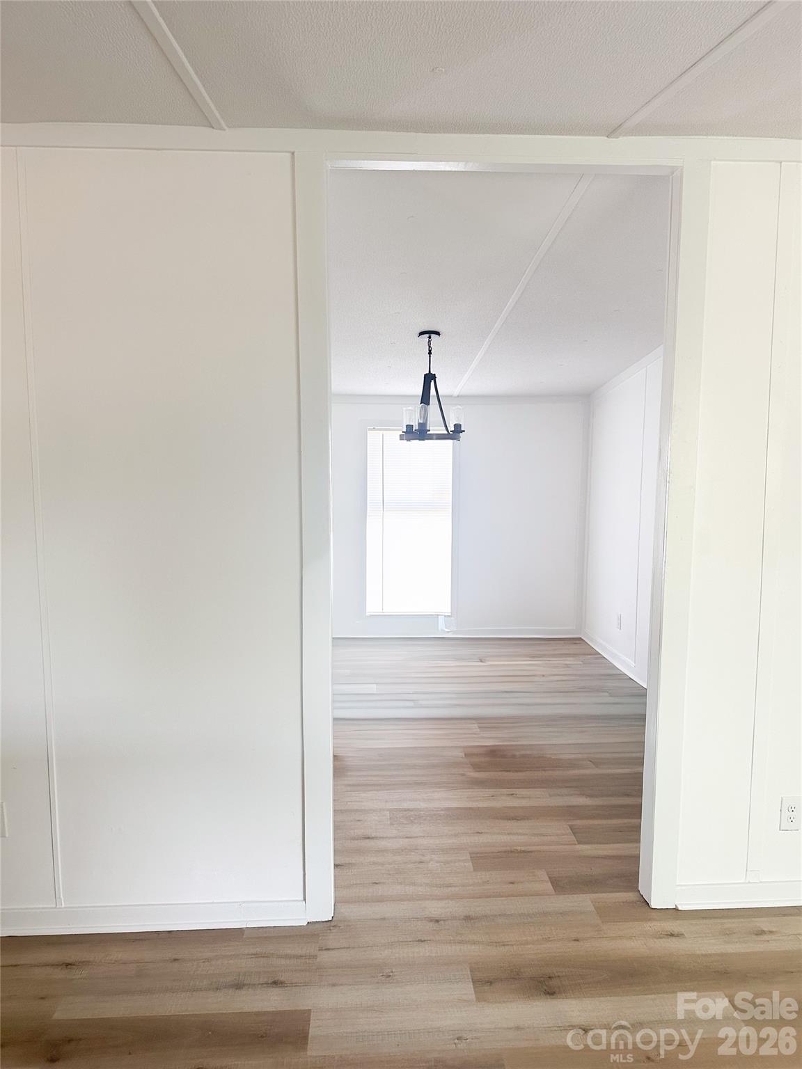 2976 Stephens Road — Bethune
