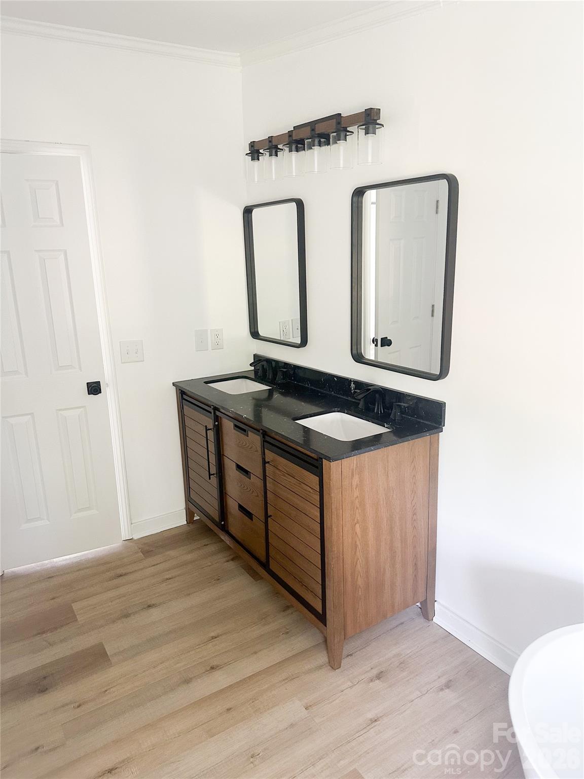 2976 Stephens Road — Bethune