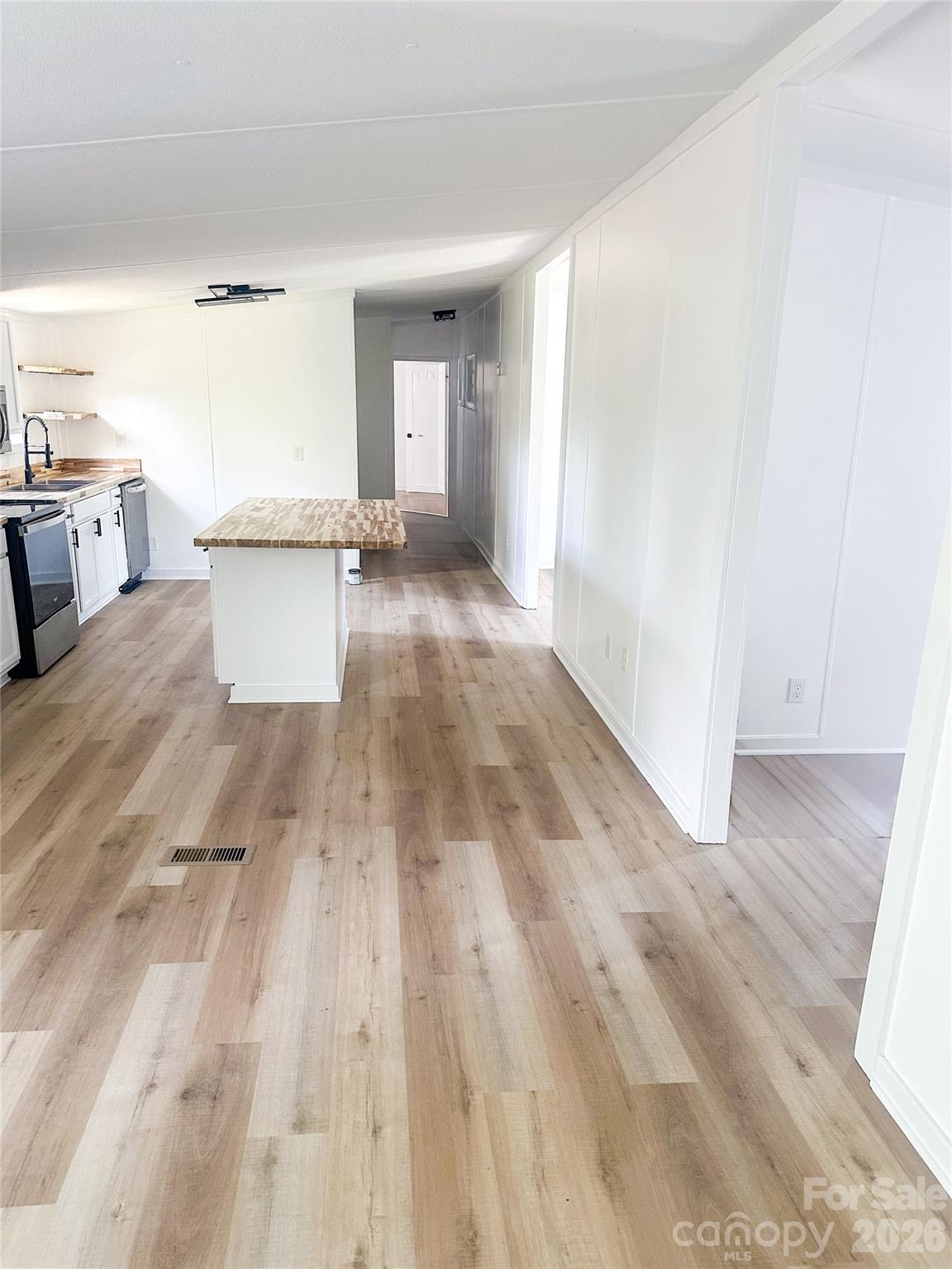 2976 Stephens Road — Bethune